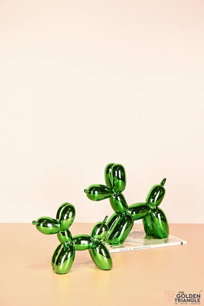 metallic balloon dog artefact - green
