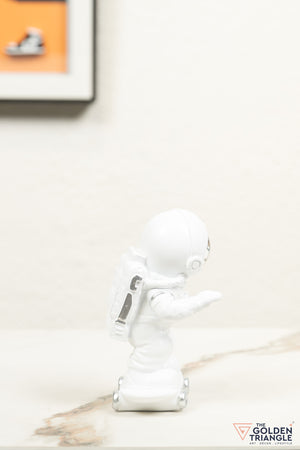 Apollo - Astronaut on a Skateboard - Silver