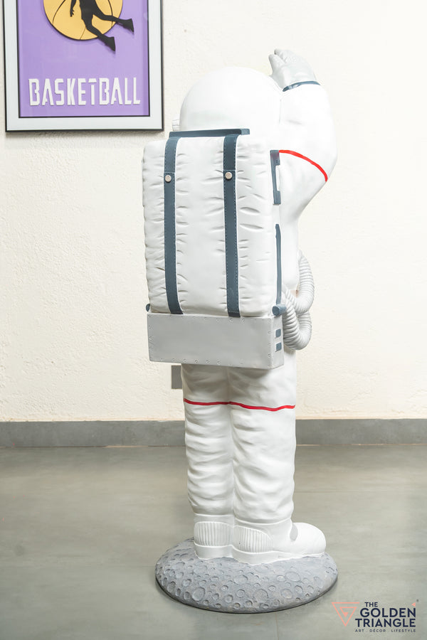 4.3Ft Astronaut Artefact Waving