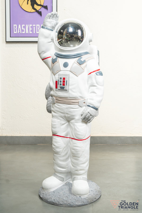 4.3Ft Astronaut Artefact Waving
