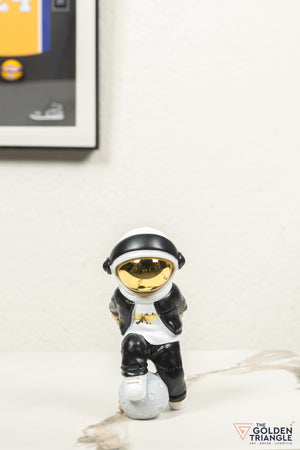 Jetsons - Astronaut with Crater - Black