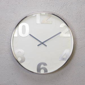 Etsu Silver Wallclock - White Grain Face