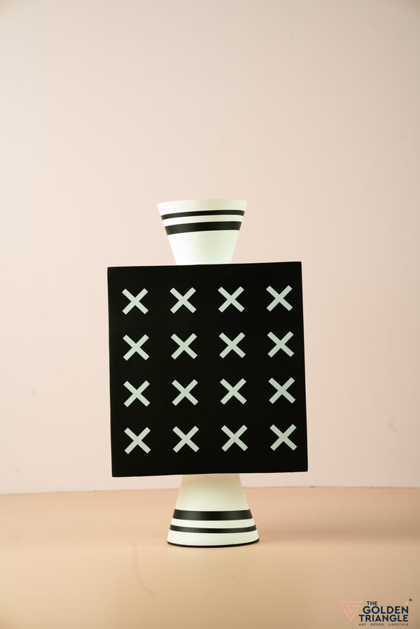 Candy Vase - Black