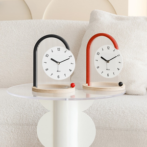 Takumi Table Clock