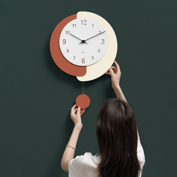 Reika Wall Clock