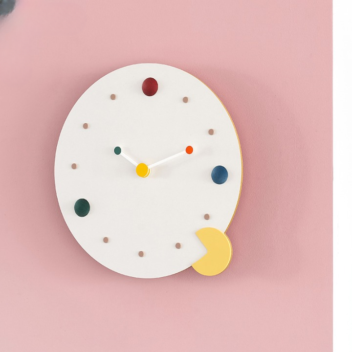 Blinky Wall Clock - White
