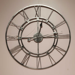 Amargo - Roman Wall Clock - Triple Rim - 24" - Silver