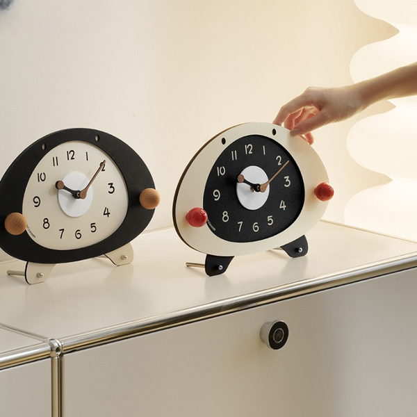 Yori Table Clock - Black