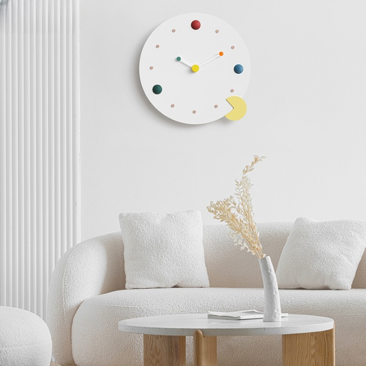 Blinky Wall Clock - White