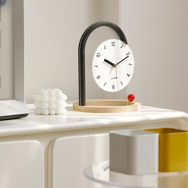 Takumi Table Clock