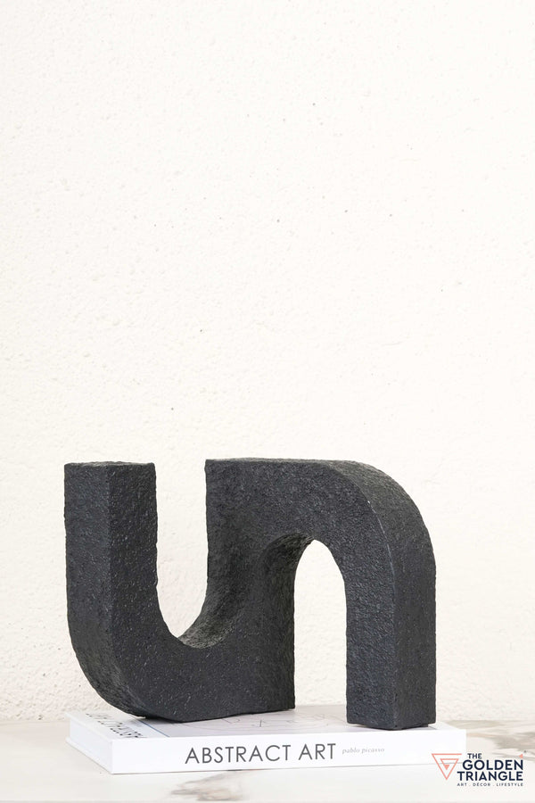 Interconnected Arches Artefact - Black