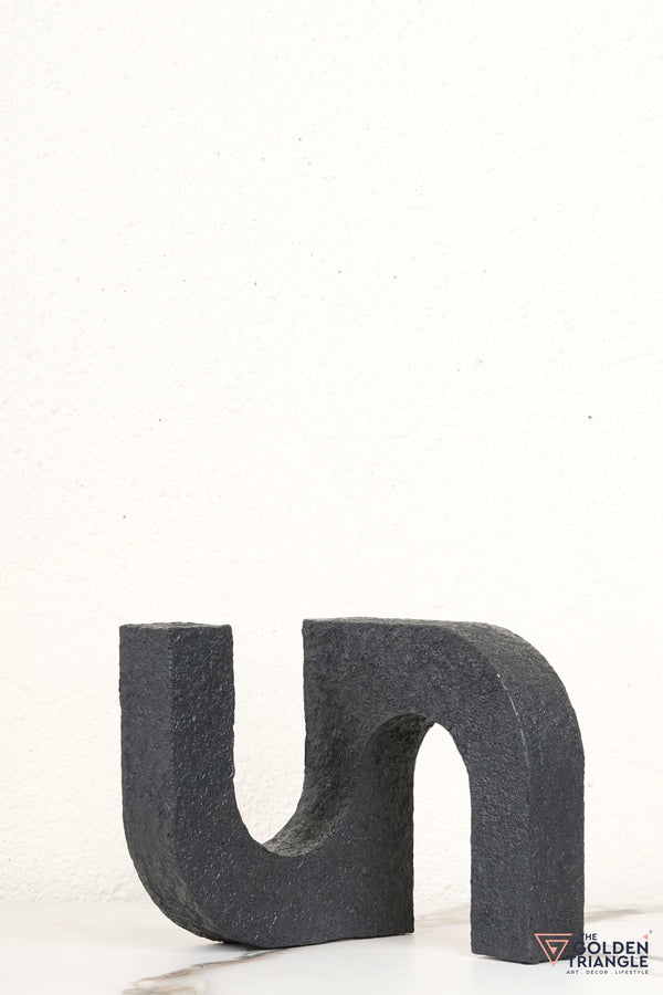 Interconnected Arches Artefact - Black