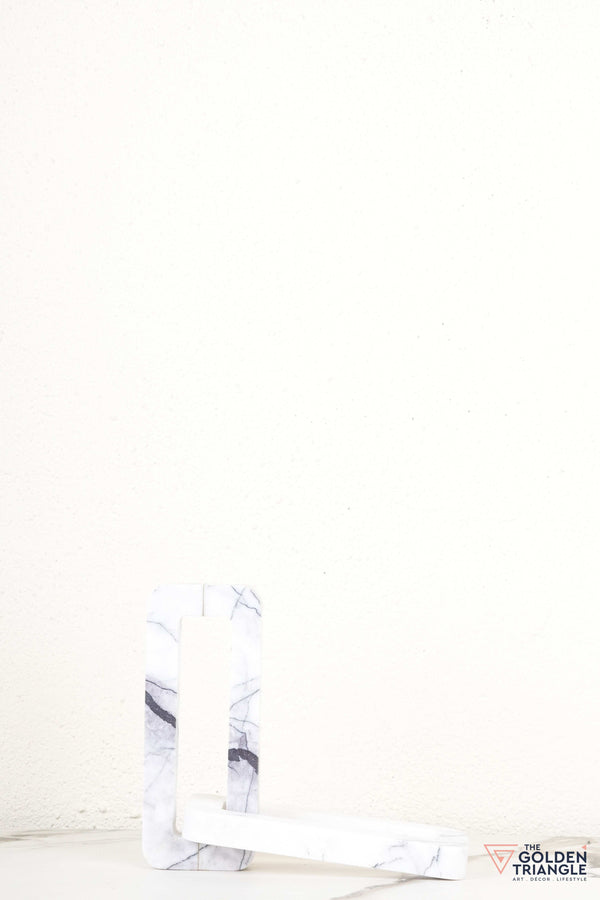 Glissa Marble Chain Tabletop Decor