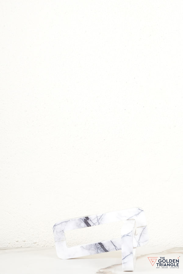 Glissa Marble Chain Tabletop Decor