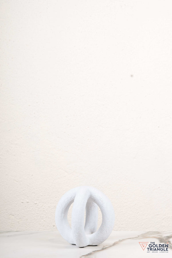 Serenis Knot Tabletop Artefact - White