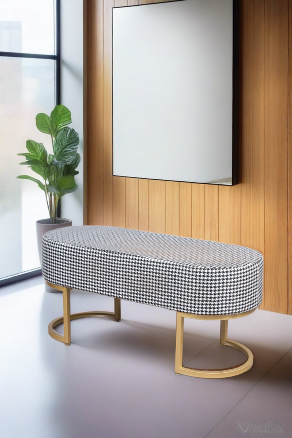 Elite Houndstooth Bench