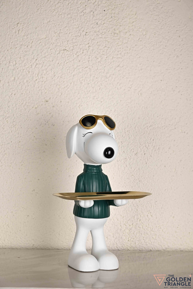 Standing Beagle holding a Tray - Green