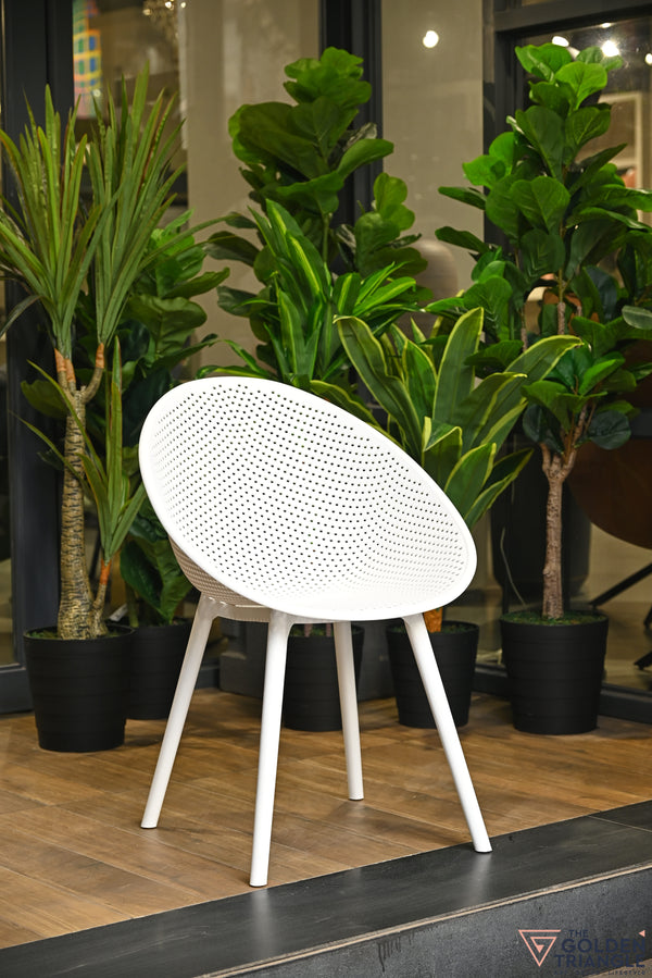 Novus Outdoor Chair - White
