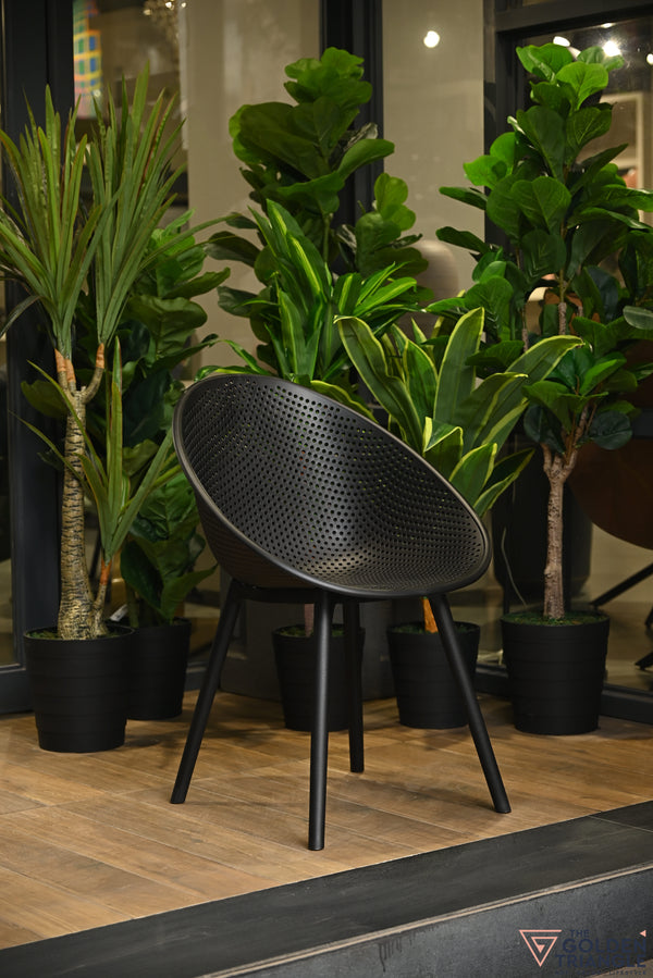 Novus Outdoor Chair - Black