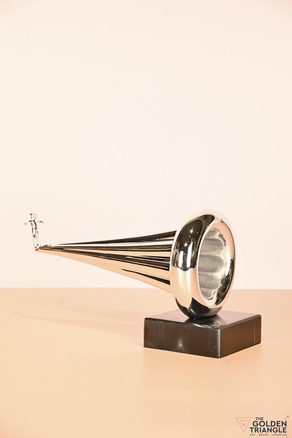 Ace Horn Artefact