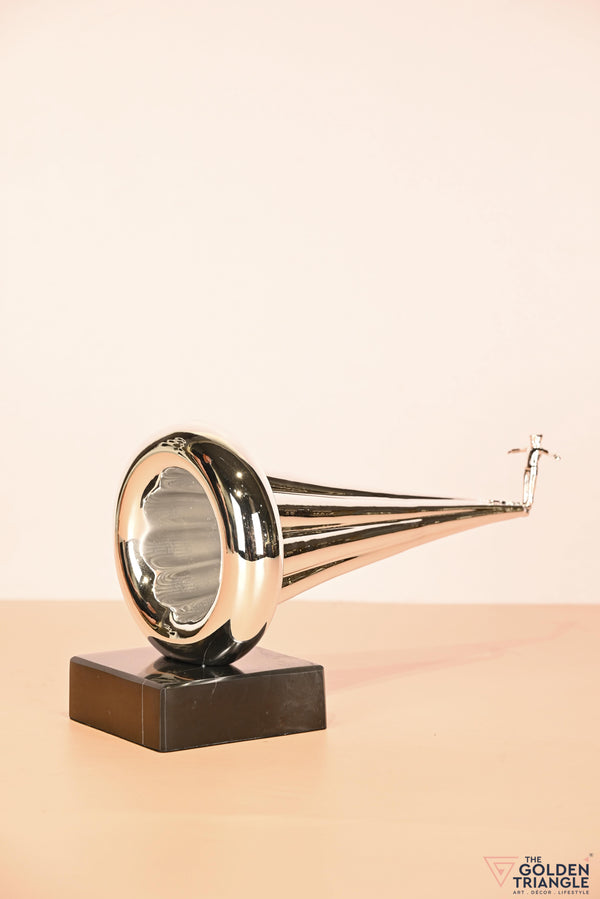 Ace Horn Artefact
