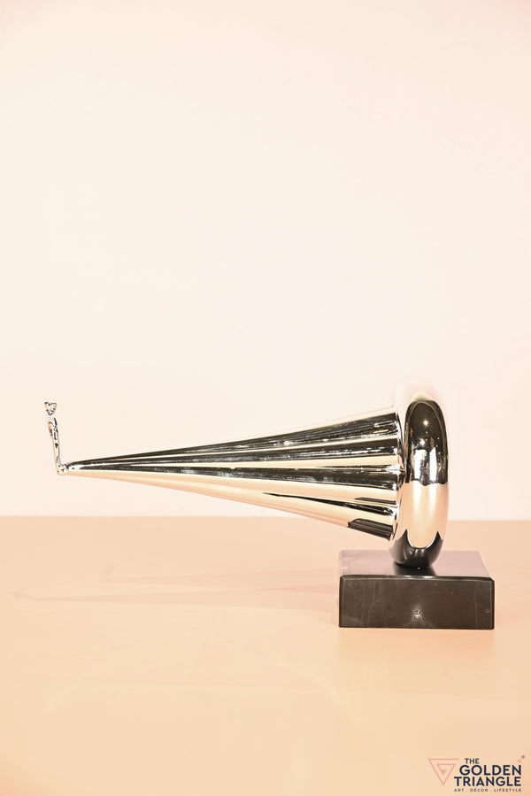 Ace Horn Artefact