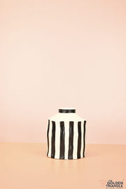 Hana Monochrome Ceramic Vase