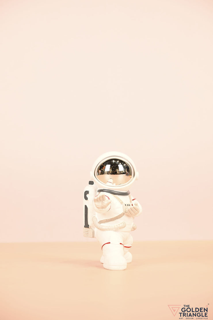 Titan - Tai Chi Astronaut  (Right) - Silver