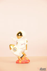 Titan - Astronaut on a spaceship - Gold