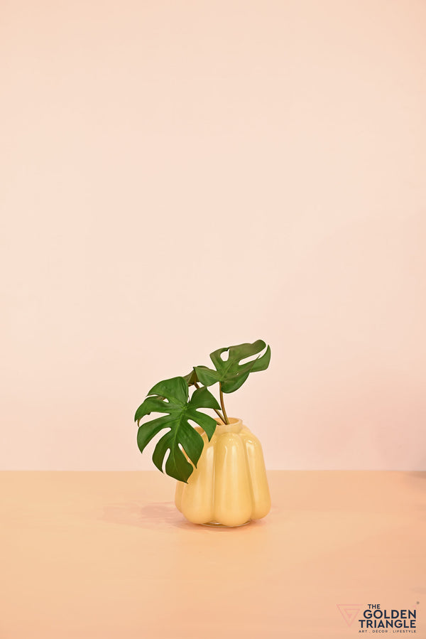 Primrose Glass Vase - Yellow
