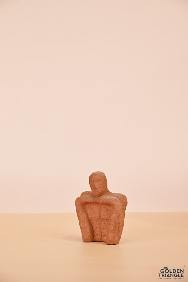 Expressionist ceramic Face - Waiting - Rust