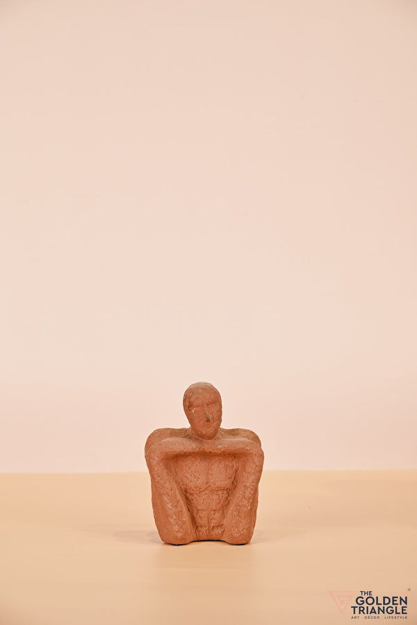 Expressionist ceramic Face - Waiting - Rust