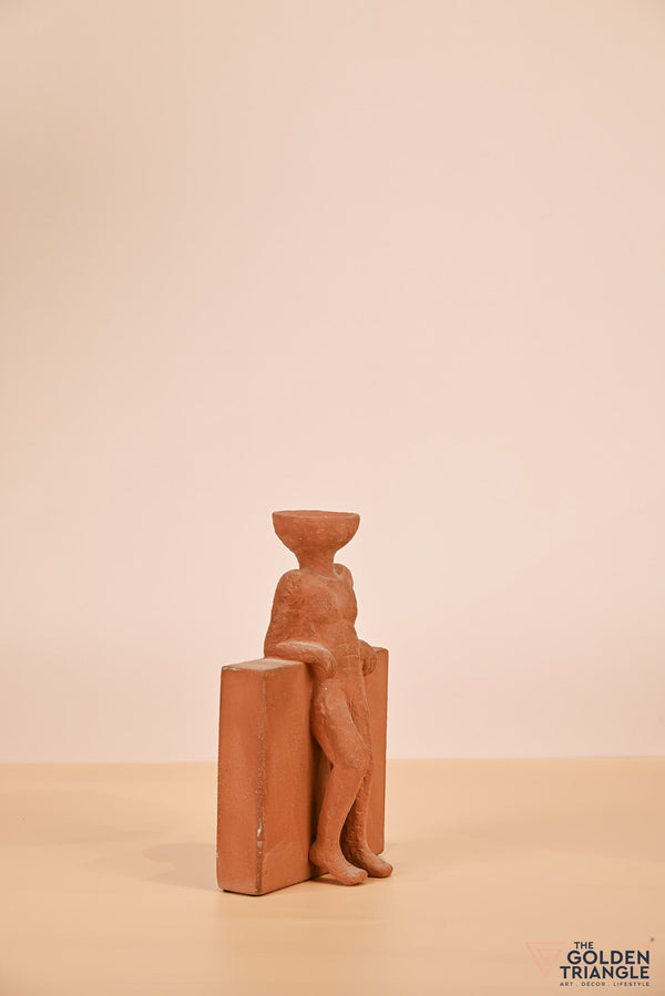 Weathered Wanderer Artefact - Standing - Rust