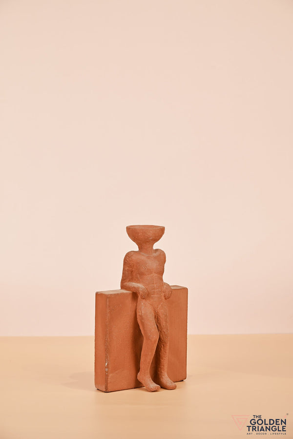 Weathered Wanderer Artefact - Standing - Rust