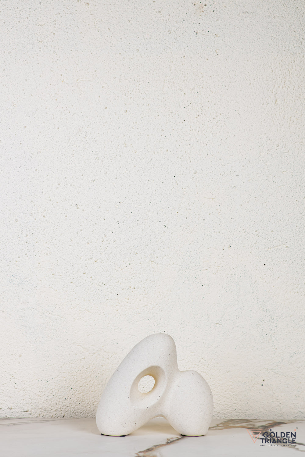 Olyn Abstract Tabletop Decor