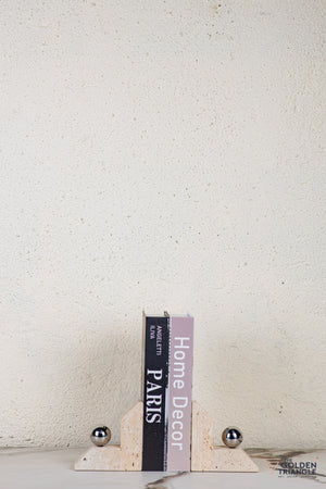 Quela Bookend