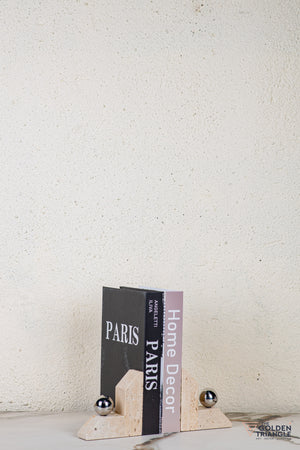 Quela Bookend
