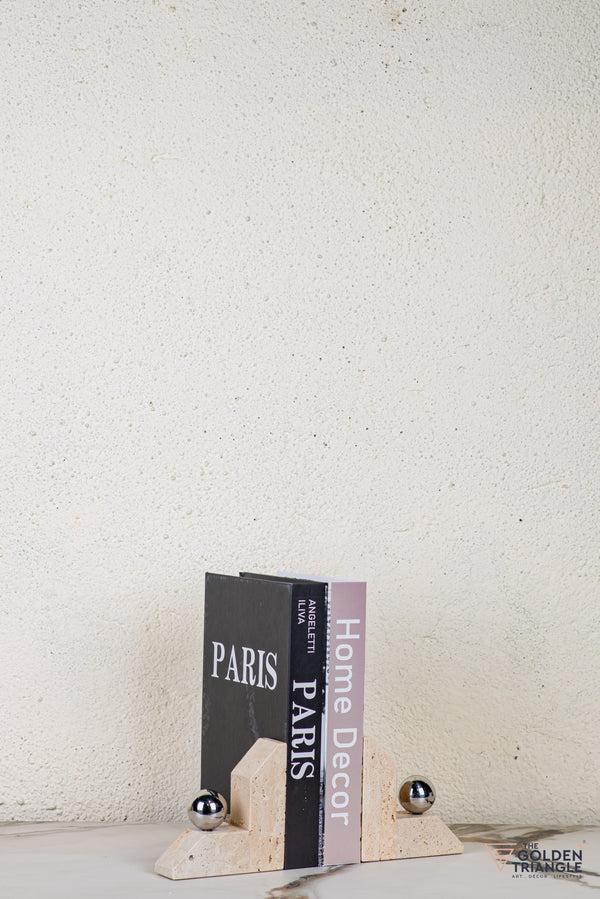 Quela Bookend