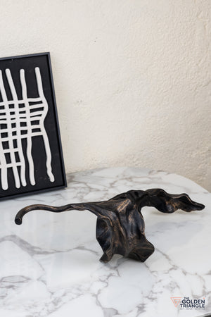 Amora Metal Abstract Decor - Black