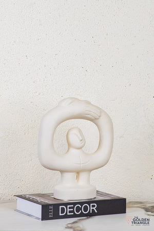 Evon Sculpture Tabletop Decor