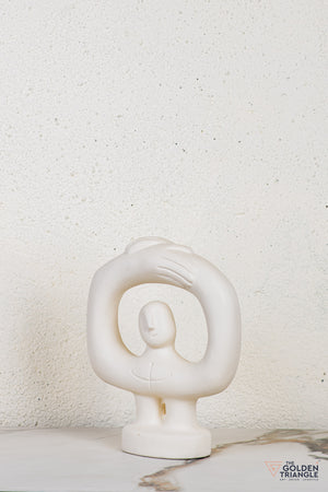 Evon Sculpture Tabletop Decor