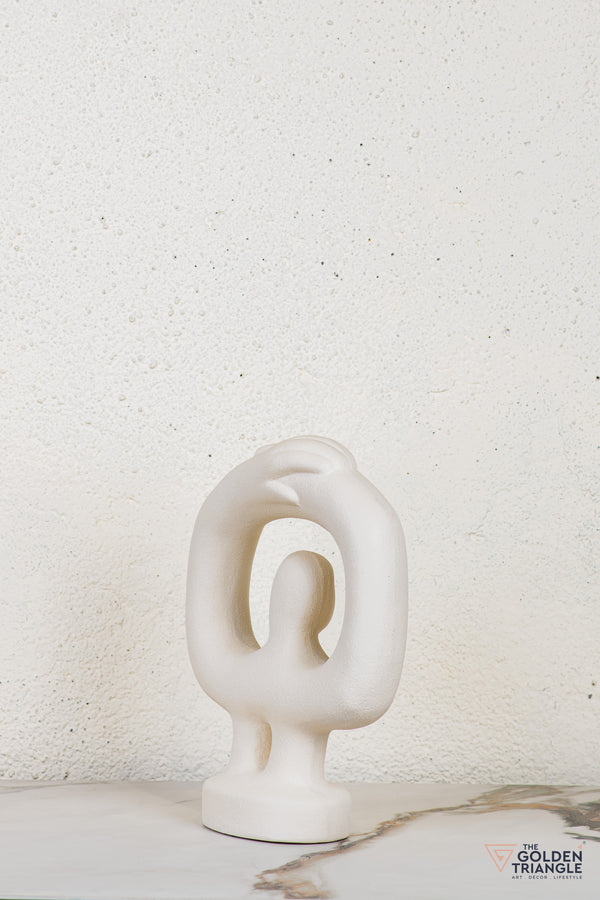 Evon Sculpture Tabletop Decor