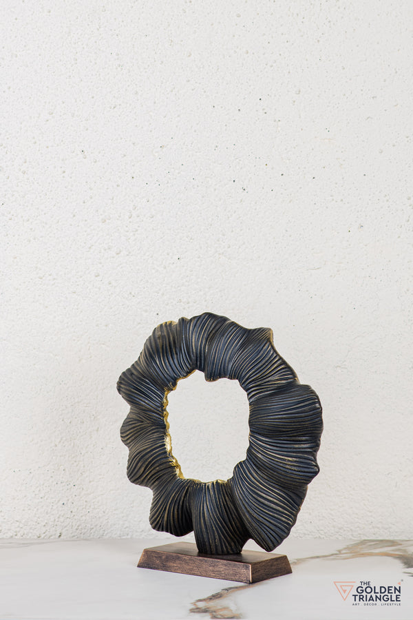 Drayk Abstract Sculpture