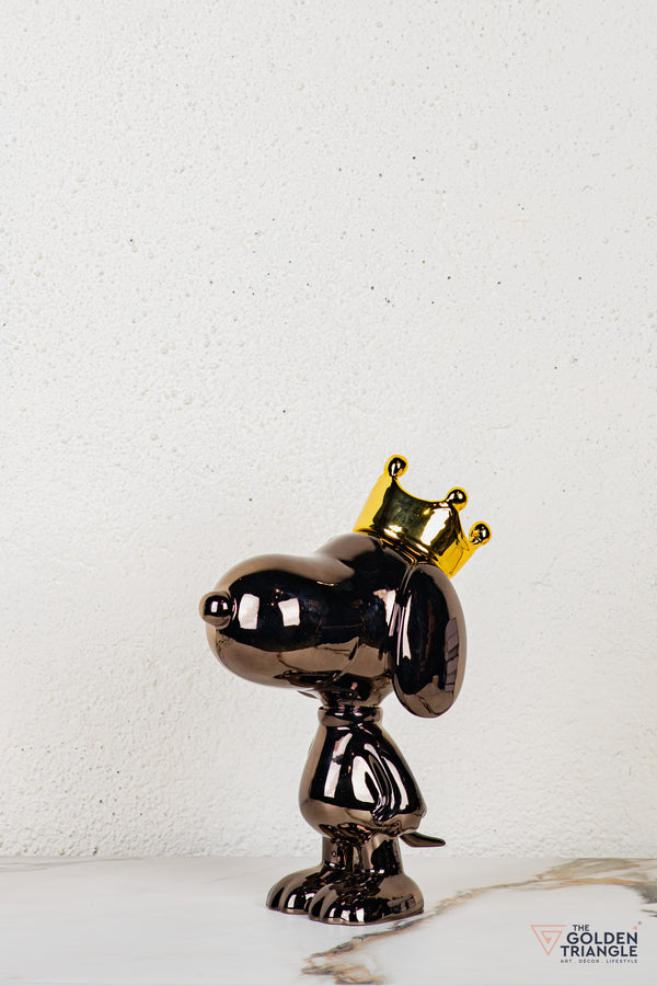 Beagle Wearing Crown