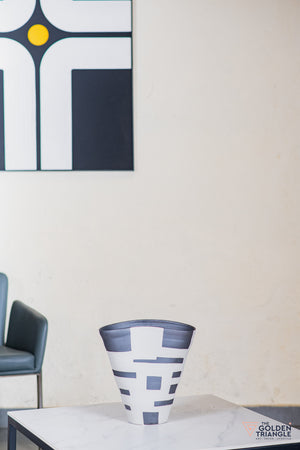 Solvian Ceramic Vase