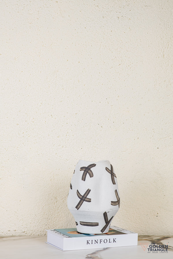 Nexra Ceramic Vase