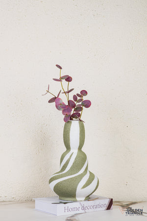 Lyqa Ceramic Vase