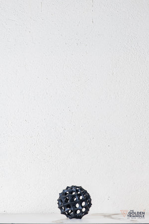 Aeris Tabletop Decor