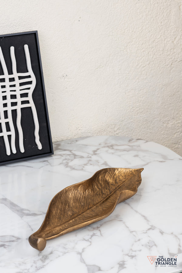 Velora Metal Platter