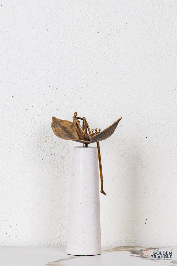 Avira Abstract Sculpture - Antique Gold